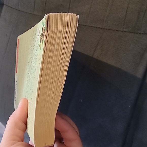 The Language Of Flowers By Vanessa Diffenbaugh Literary Fiction Book Ballantine - Picture 8 of 8